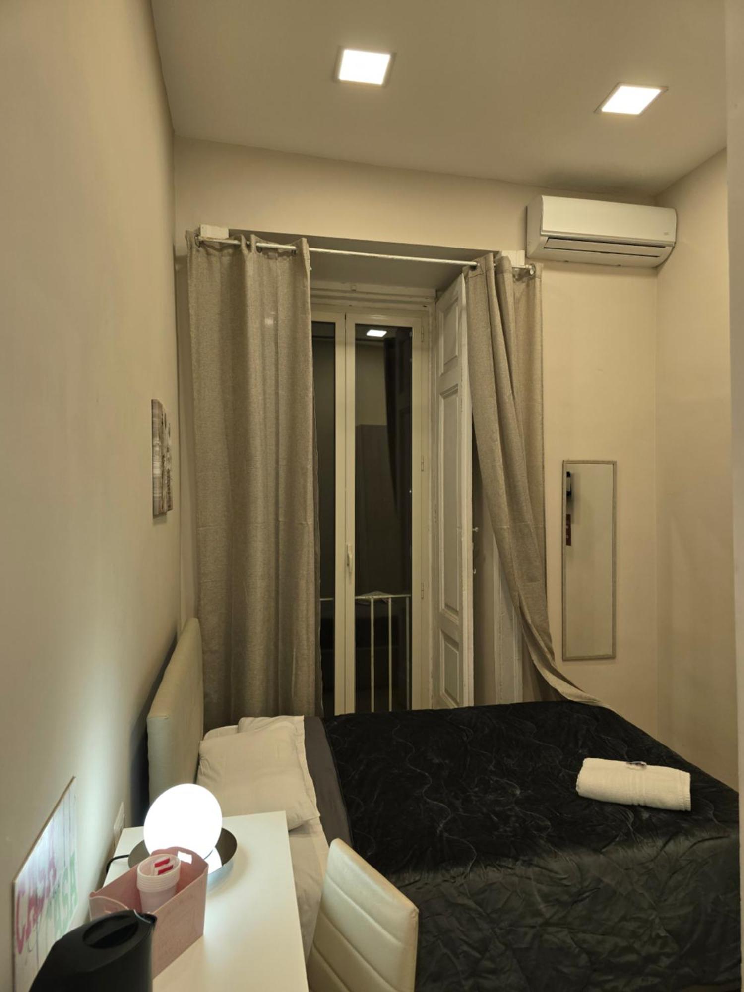 Hotel Residenza Esposito Nápoles Habitación foto